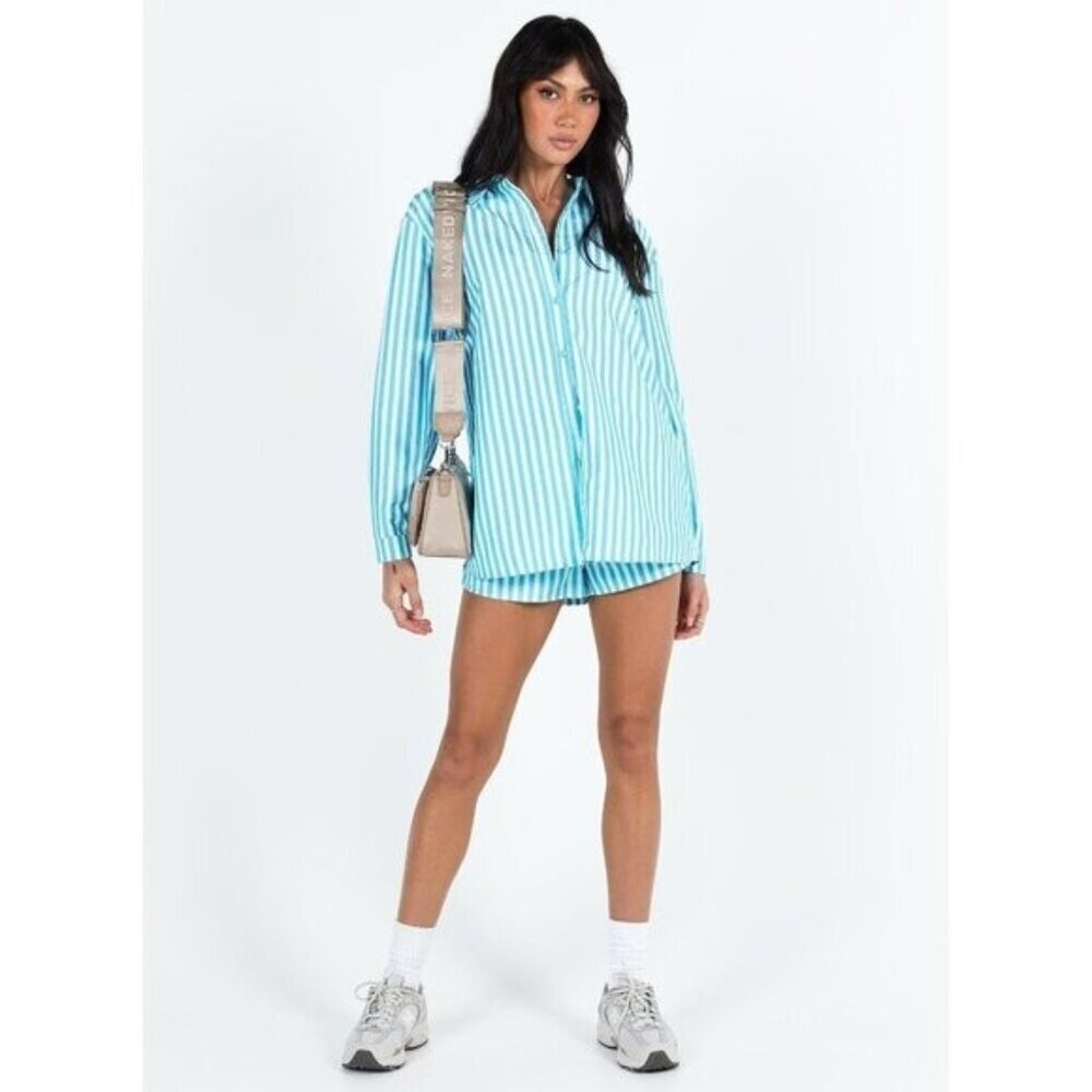 Nwt Princess Polly Chloe Light Blue Striped Button-Down Shirt Womens Size 6